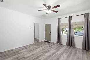 476 E Church St, Bluff Dale, TX 76433 - Photo 9