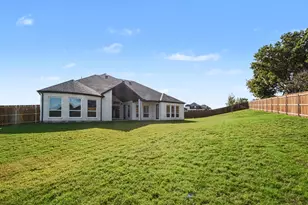 1135 Willow Lk Dr, DeSoto, TX 75115 - Photo 37