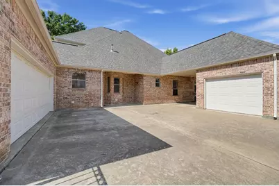 210 Black Walnut Drive, Garland, TX 75044 - Photo 7