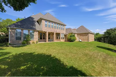 210 Black Walnut Drive, Garland, TX 75044 - Photo 3