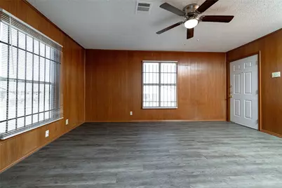 1300 Driess, Fort Worth, TX 76104 - Photo 3
