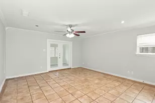 1725 Weathered St, Irving, TX 75062 - Photo 3