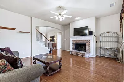 4136 Silverthorne Street, Richardson, TX 75082 - Photo 3