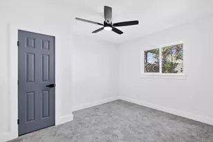 815 E Robert St, Fort Worth, TX 76104 - Photo 19