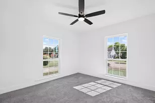 815 E Robert St, Fort Worth, TX 76104 - Photo 21