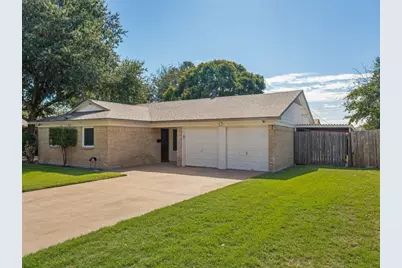 2912 Linden Lea, Irving, TX 75061 - Photo 3