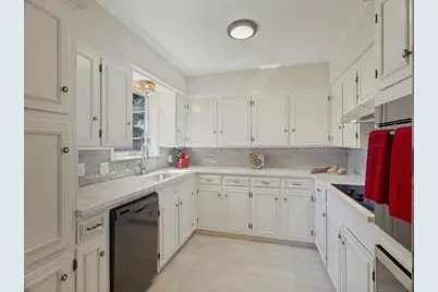 2912 Linden Lea, Irving, TX 75061 - Photo 15