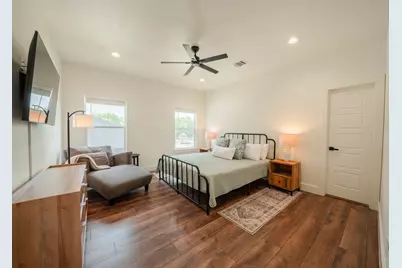5900 Bertha Lane, Haltom City, TX 76117 - Photo 11