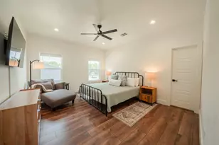5900 Bertha Ln, Haltom City, TX 76117 - Photo 11