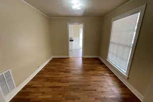 1033 N Lockhart St, Sherman, TX 75092 - Photo 3