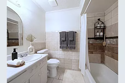 610 Colonial Drive, Garland, TX 75043 - Photo 15