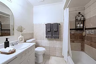 610 Colonial Dr, Garland, TX 75043 - Photo 15