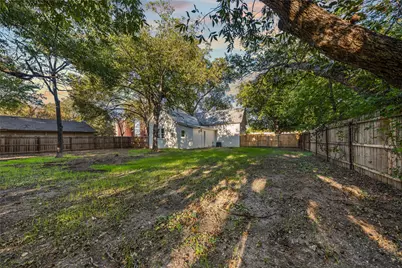 307 Avenue D, Clifton, TX 76634 - Photo 37