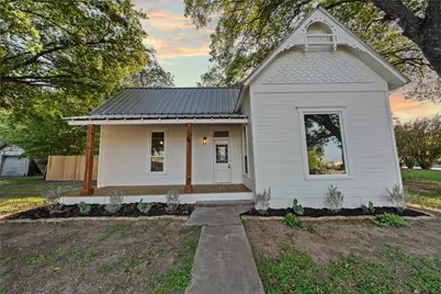 307 Avenue D, Clifton, TX 76634 - Photo 1
