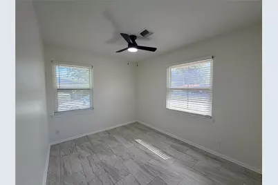 2119 Greenway Street, Arlington, TX 76010 - Photo 15