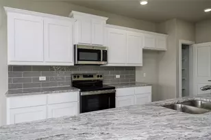 205 Woodhollow Dr, Blue Ridge, TX 75424 - Photo 9