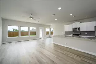 205 Woodhollow Dr, Blue Ridge, TX 75424 - Photo 5