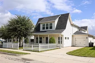 1004 N Kentucky St, McKinney, TX 75069 - Photo 1