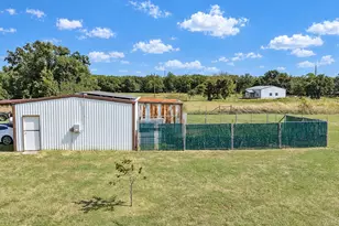 2220 Well Service Rd, Bowie, TX 76230 - Photo 31