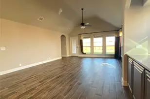 313 Richard St, Burleson, TX 76028 - Photo 5