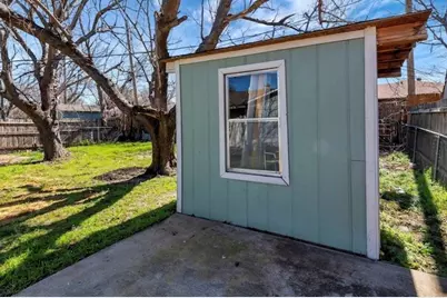 8521 Pemberton Court, White Settlement, TX 76108 - Photo 19