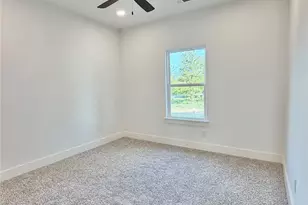 1001 Sarbrina Ct, Weatherford, TX 76085 - Photo 31