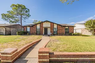 3527 Longcourt Cir, Mesquite, TX 75150 - Photo 1