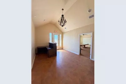 305 W Rock Island Avenue, Boyd, TX 76023 - Photo 9
