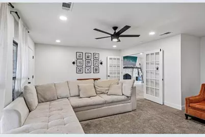 813 Oakbluff Drive, Lancaster, TX 75146 - Photo 9