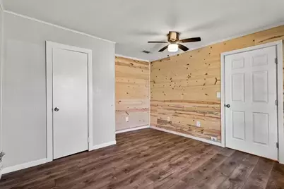 306 Hall Street, Whitesboro, TX 76273 - Photo 19