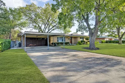 7305 Coronet Avenue, North Richland Hills, TX 76180 - Photo 3