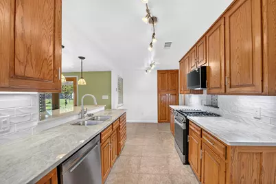 7305 Coronet Avenue, North Richland Hills, TX 76180 - Photo 11