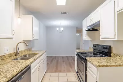 6618 Parkview Lane, North Richland Hills, TX 76182 - Photo 9