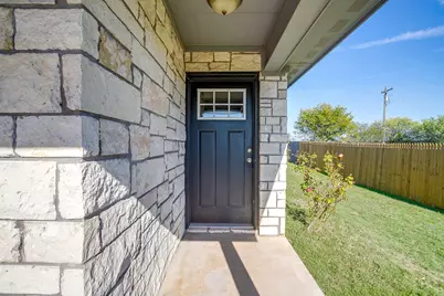 410 Mesquite Drive, Rio Vista, TX 76093 - Photo 3