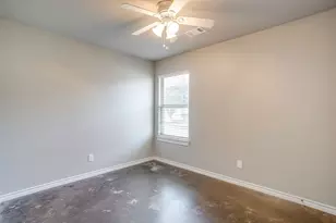 410 Mesquite Dr, Rio Vista, TX 76093 - Photo 15