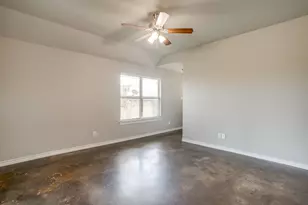 410 Mesquite Dr, Rio Vista, TX 76093 - Photo 5