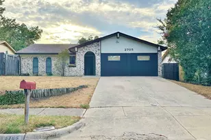 2705 Springlake Ct, Irving, TX 75060 - Photo 1
