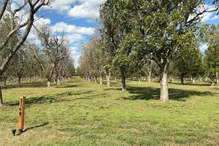 3140 E Landings S, Granbury, TX 76049 - Photo 1