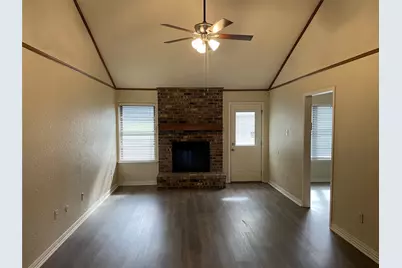 5816 Chadsford Court, Watauga, TX 76148 - Photo 5