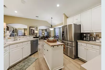 9021 Azinger Drive, Plano, TX 75025 - Photo 9