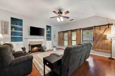 613 Vickie Street, Crowley, TX 76036 - Photo 9