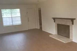 2734 Parkchester Dr, Arlington, TX 76015 - Photo 5