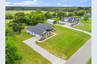 646 County Road 4109, Greenville, TX 75401 - Photo 29