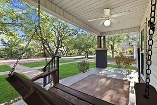 906 W 7th St, Cisco, TX 76437 - Photo 5