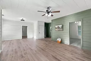 906 W 7th St, Cisco, TX 76437 - Photo 7