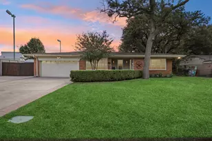 2110 Cooper Dr, Irving, TX 75061 - Photo 1