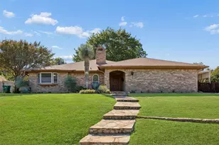 5945 Diamond Oaks Dr S, Haltom City, TX 76117 - Photo 1