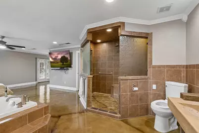 5945 Diamond Oaks Drive S, Haltom City, TX 76117 - Photo 23
