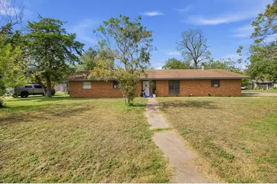 110 Cheyenne, Elm Mott, TX 76640 - Photo 1