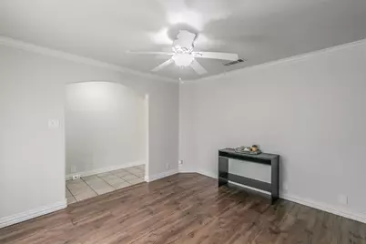 820 SW Southridge Drive, Burleson, TX 76028 - Photo 5